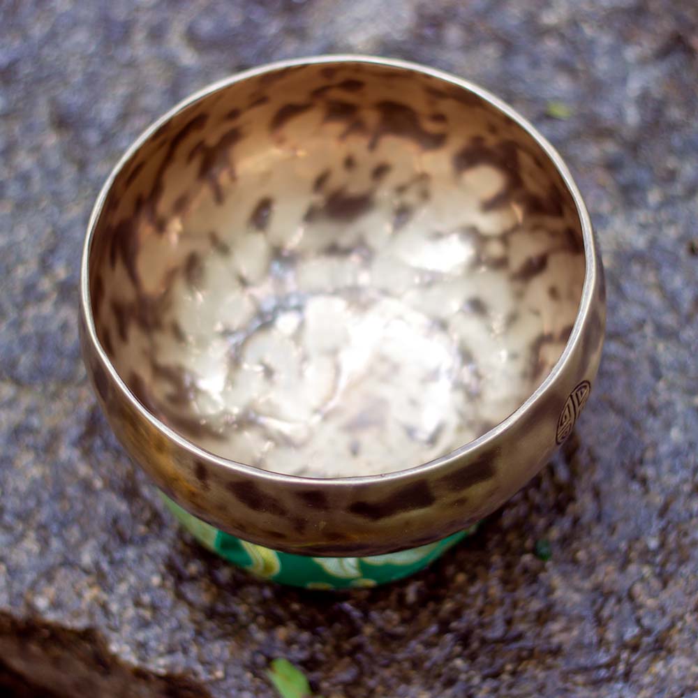 Full Moon Singing Bowls - All Sizes